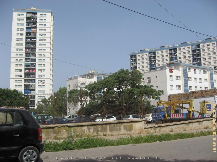 2380 cite la fontaine.jpg